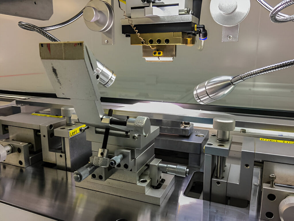 Injection mold machine price! How to get cheap one?