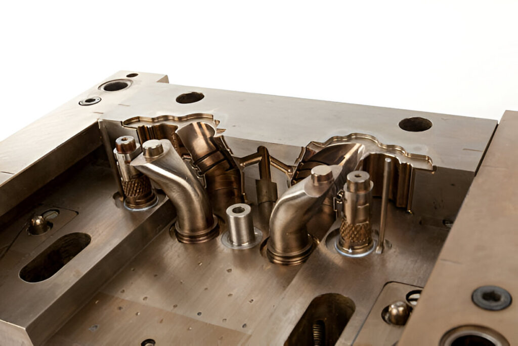 Life cycle of an injection mold